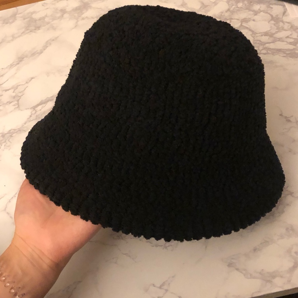 Winter Bucket Hat
